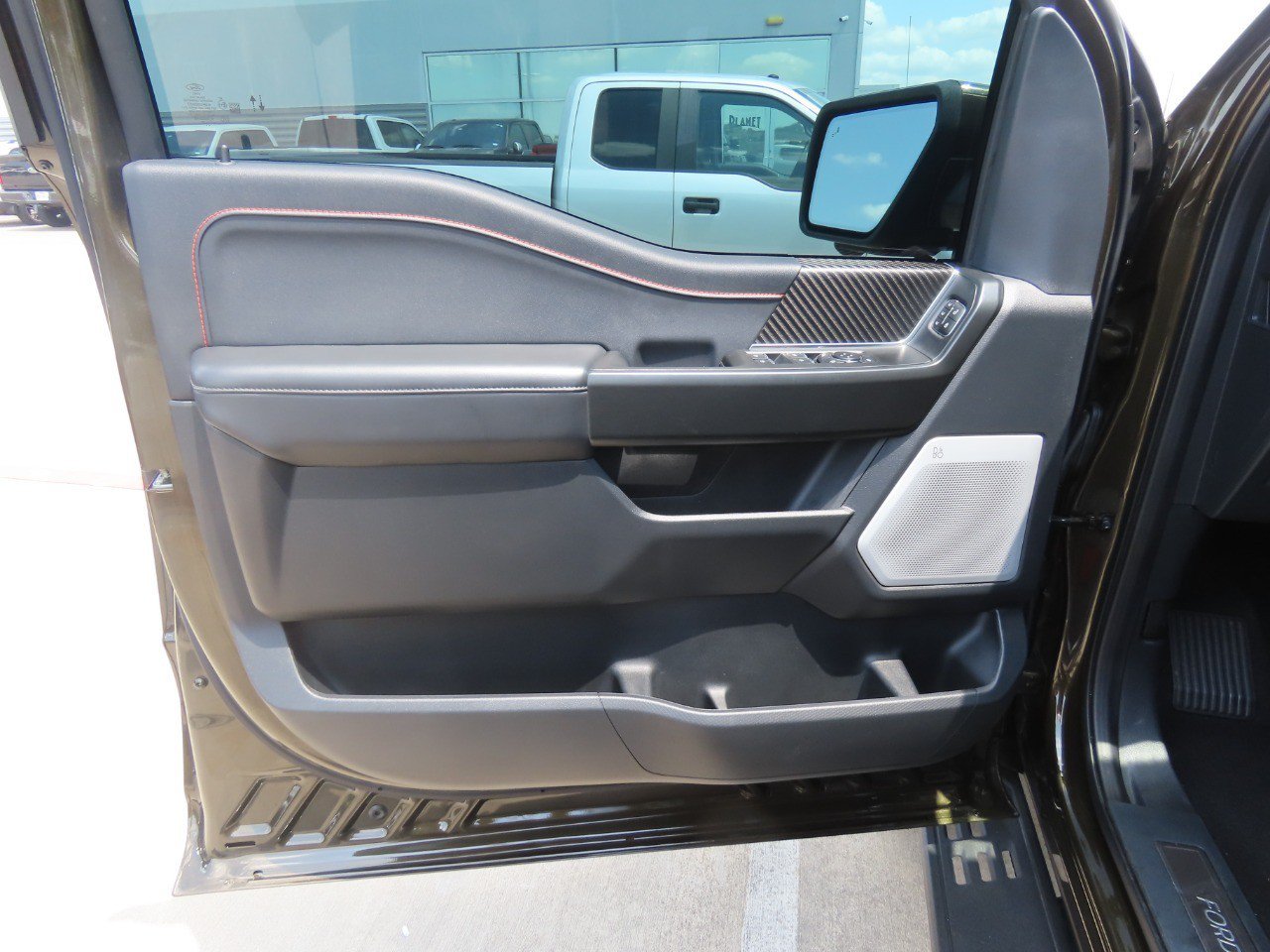 Certified 2025 Ford F150 Raptor AWD/4WD image 18