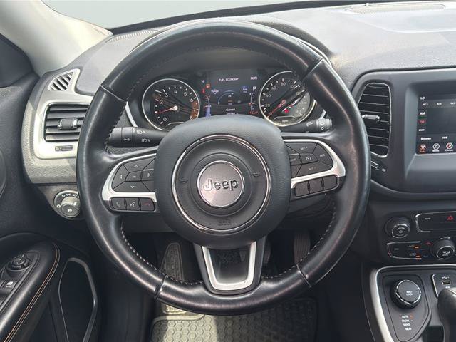Used 2020 Jeep Compass Latitude w/ Popular Equipment Group AWD/4WD image 12