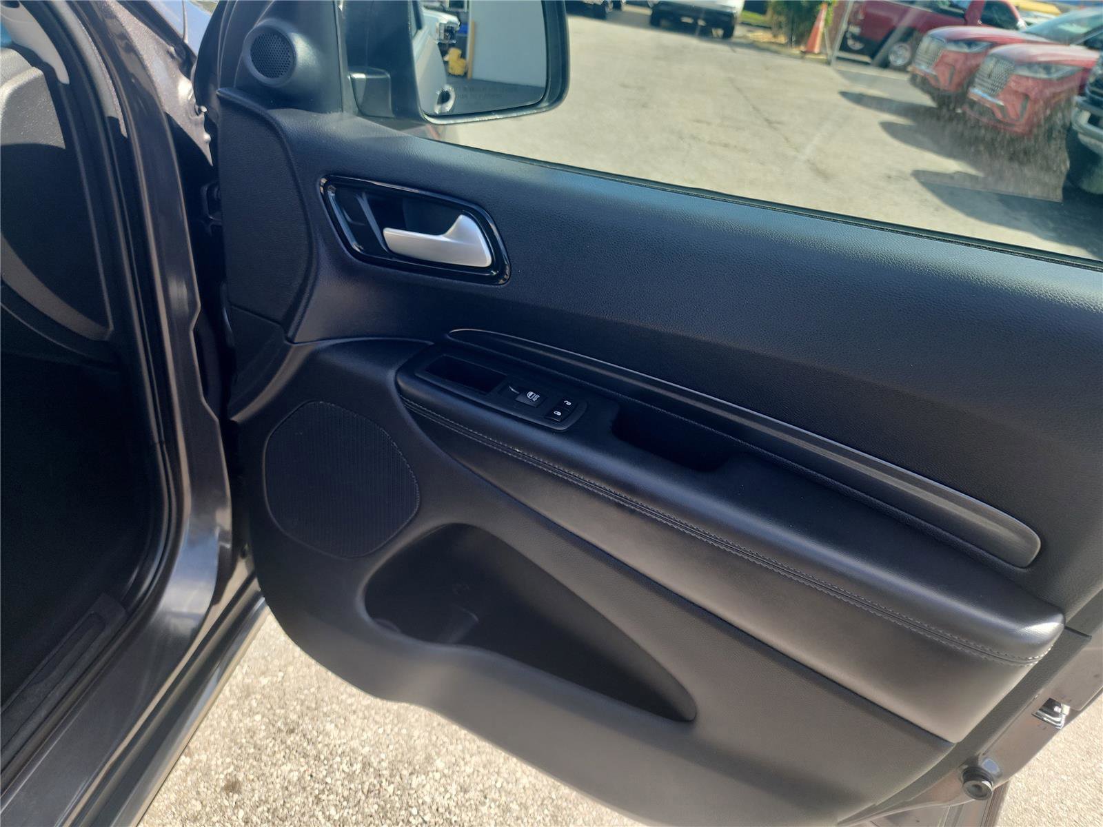 Used 2021 Dodge Durango SXT image 28