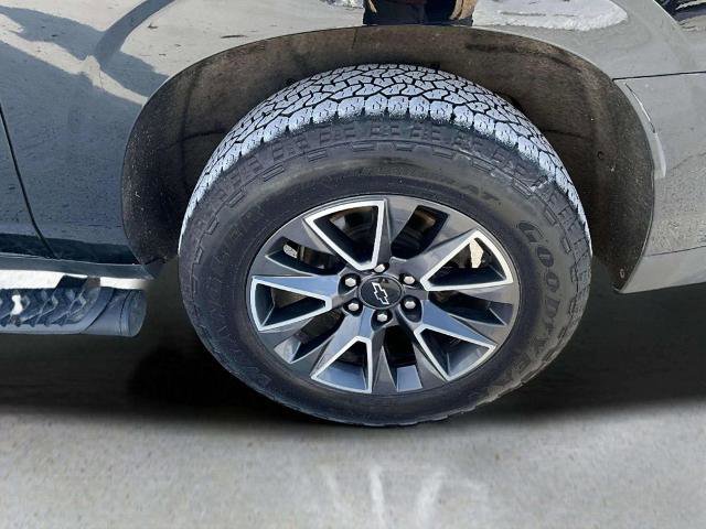Used 2022 Chevrolet Suburban Z71 w/ Z71 Off-Road Package image 33