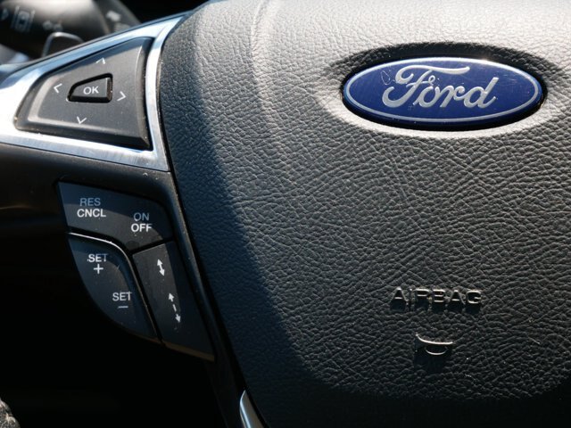 Certified 2018 Ford Edge SEL w/ Equipment Group 201A AWD/4WD image 18