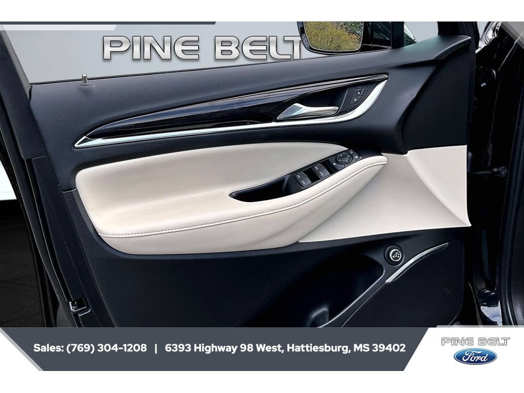 Used 2023 Buick Enclave Essence w/ Experience Buick Package FWD image 17