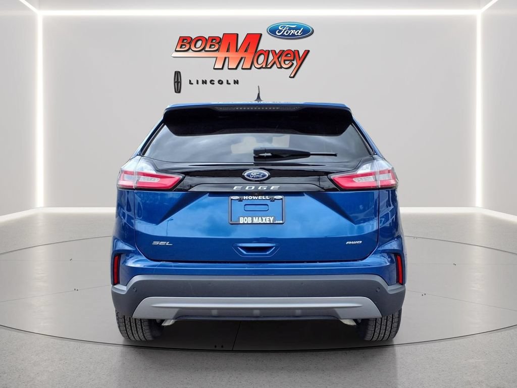 Certified 2024 Ford Edge SEL w/ Convenience Package AWD/4WD image 6