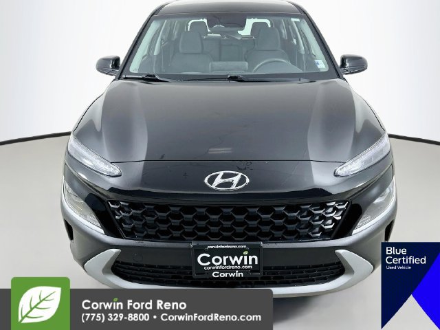 Used 2022 Hyundai Kona SE FWD image 2
