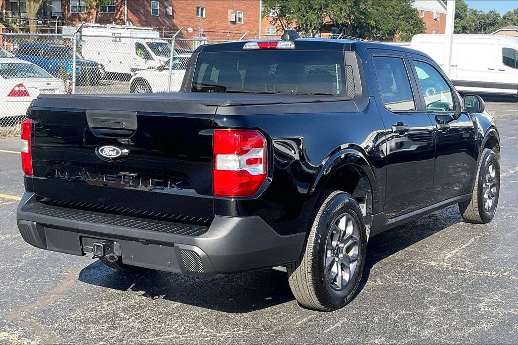 Certified 2025 Ford Maverick XLT w/ Equipment Group 302A AWD/4WD image 12