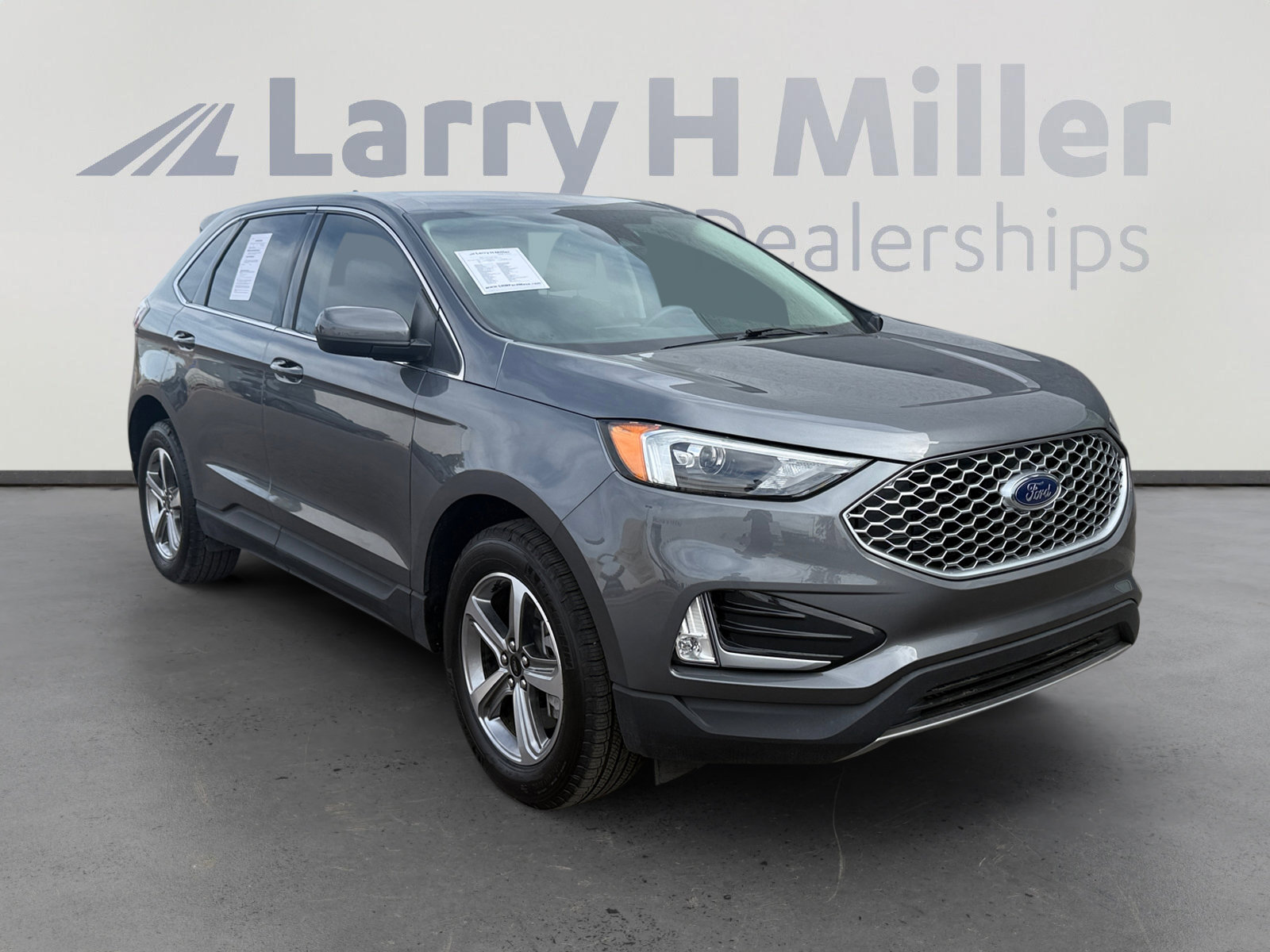 Certified 2024 Ford Edge SEL w/ Convenience Package image 7