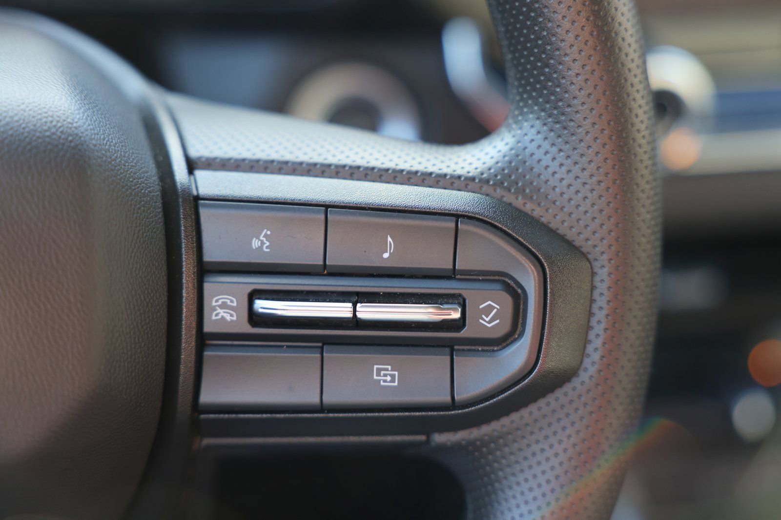 Used 2024 Chevrolet Colorado Trail Boss w/ Advanced Trailering Package image 19