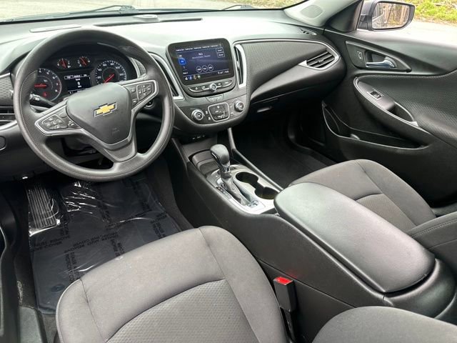 Used 2023 Chevrolet Malibu LS image 27