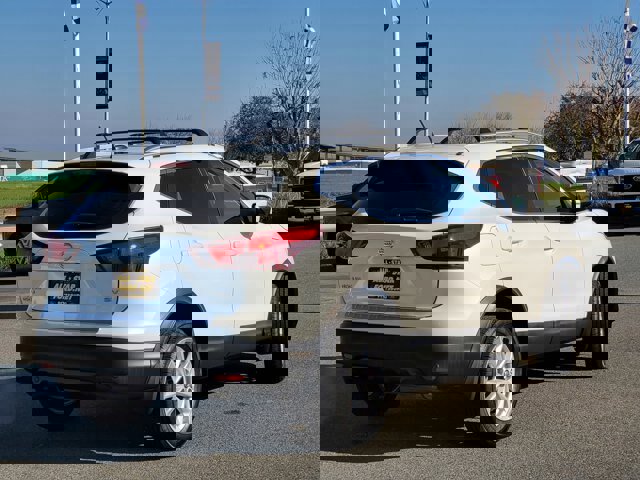 Used 2019 Nissan Rogue Sport SV w/ Technology Package image 5