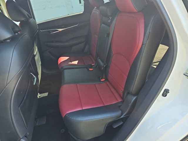 Used 2025 INFINITI QX50 Sport AWD/4WD image 14