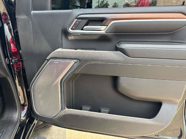 Used 2024 GMC Sierra 2500 Denali w/ Denali Reserve Package AWD/4WD image 13
