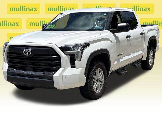 Used 2024 Toyota Tundra SR5 w/ SR5 Convenience Package AWD/4WD image 12