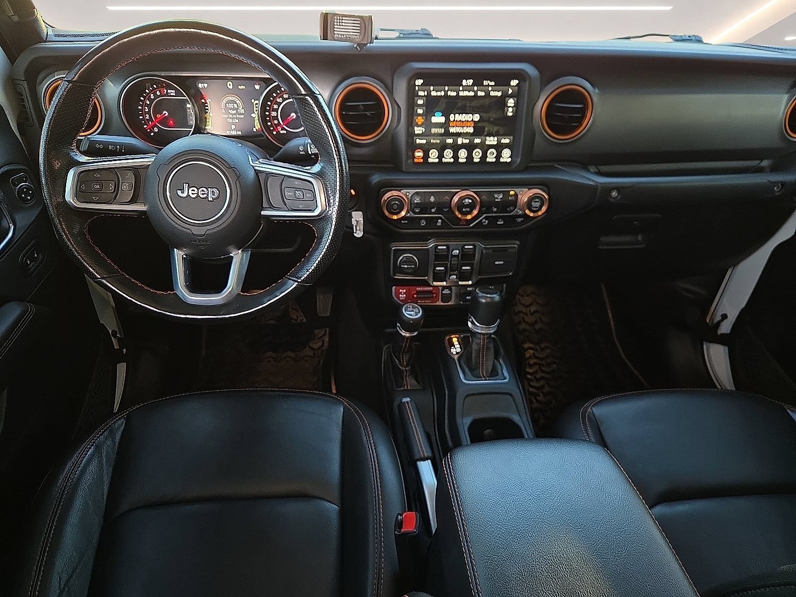 Used 2021 Jeep Gladiator Mojave AWD/4WD image 11