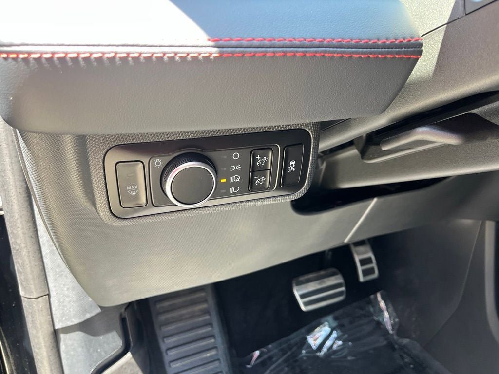 Certified 2025 Ford Mustang Mach-E Premium w/ Sport Appearance Package AWD/4WD image 41