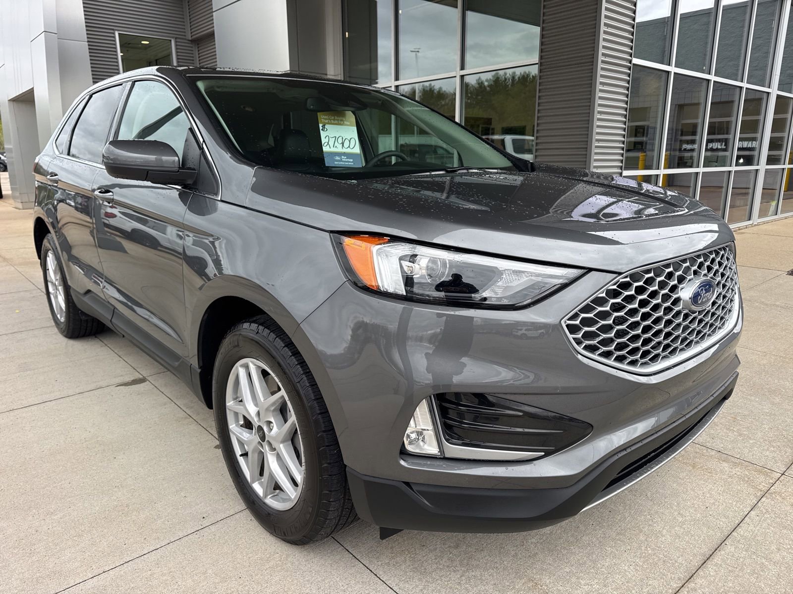 Certified 2024 Ford Edge SEL w/ Convenience Package AWD/4WD image 9