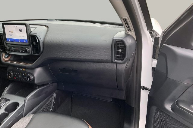 Certified 2024 Ford Bronco Sport Outer Banks AWD/4WD image 19