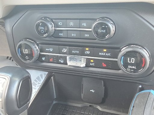 Certified 2024 Ford Bronco Wildtrak AWD/4WD image 2