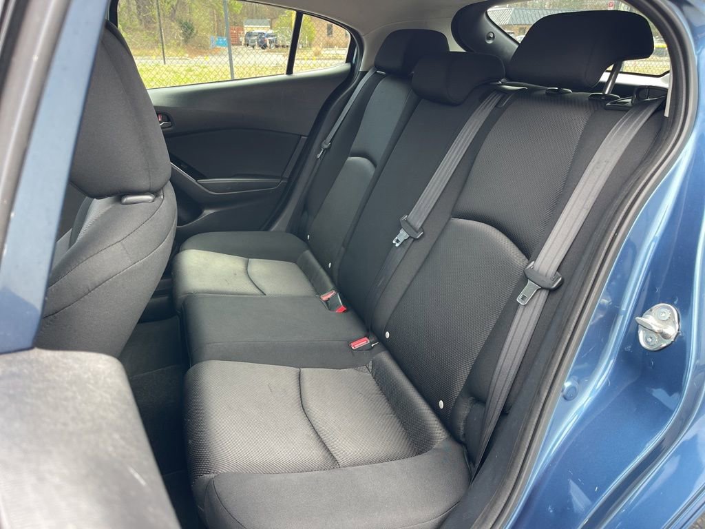 Used 2018 MAZDA MAZDA3 Sport image 20