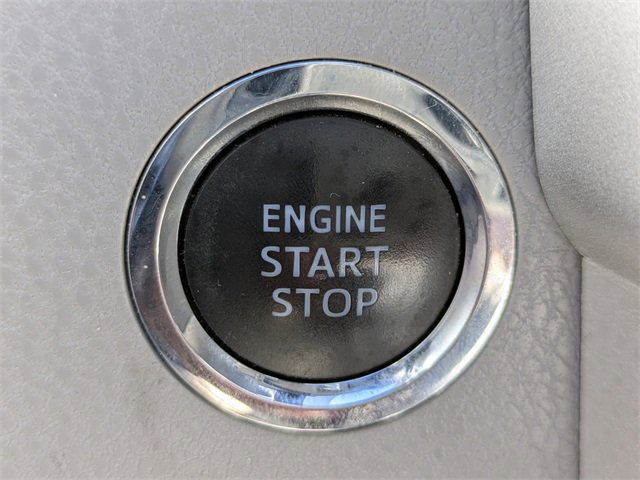 Used 2019 Toyota Highlander Limited image 28