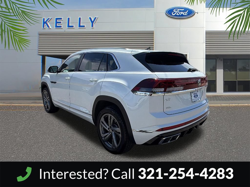 Used 2024 Volkswagen Atlas Cross Sport SEL R-Line AWD/4WD image 3