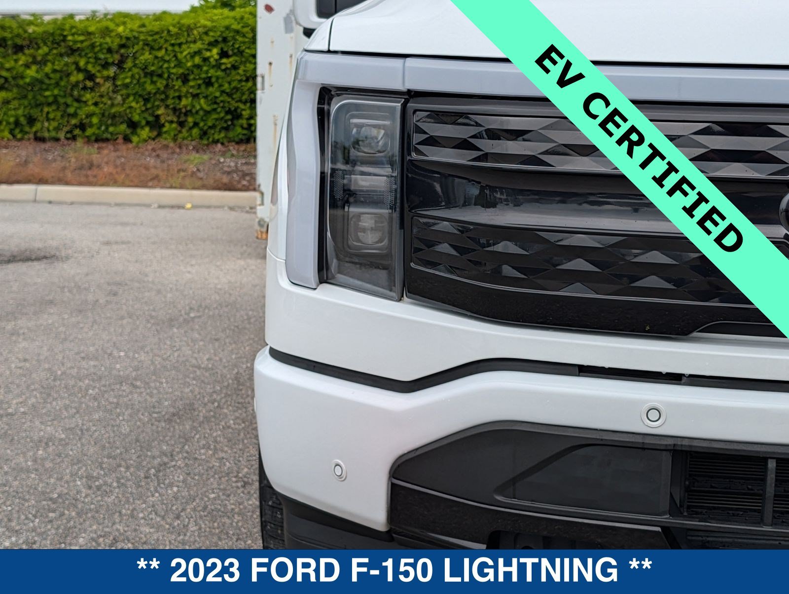 Certified 2023 Ford F150 Lightning Platinum AWD/4WD image 10