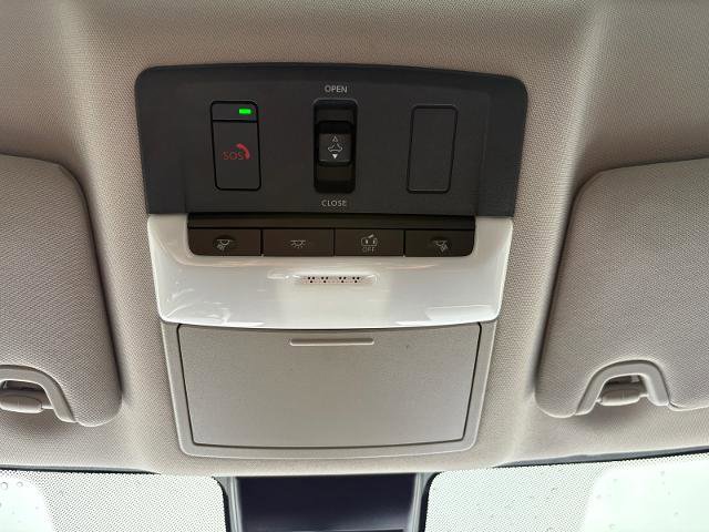 Used 2024 Nissan Altima 2.5 SR w/ SR Premium Package FWD image 29
