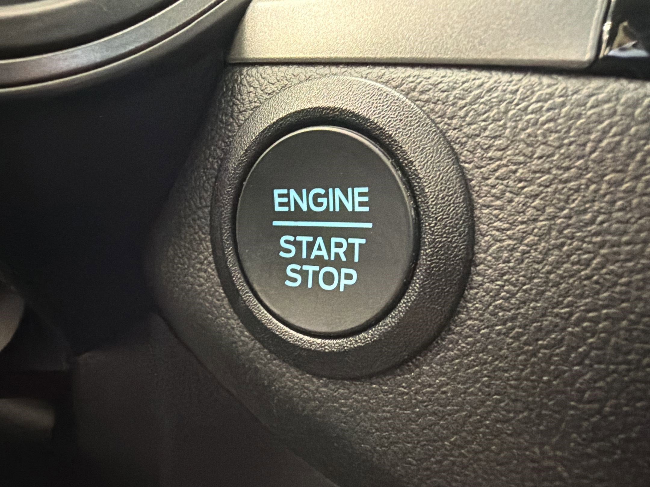 Certified 2025 Ford Escape Active AWD/4WD image 26