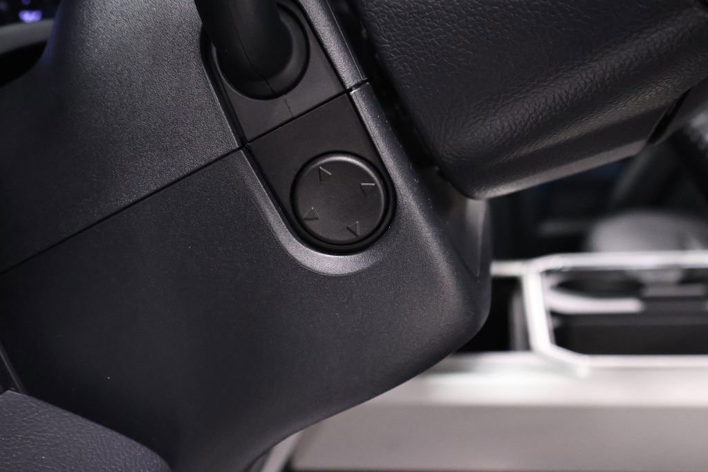 Certified 2022 Ford F350 Lariat w/ Tremor Off-Road Package image 25