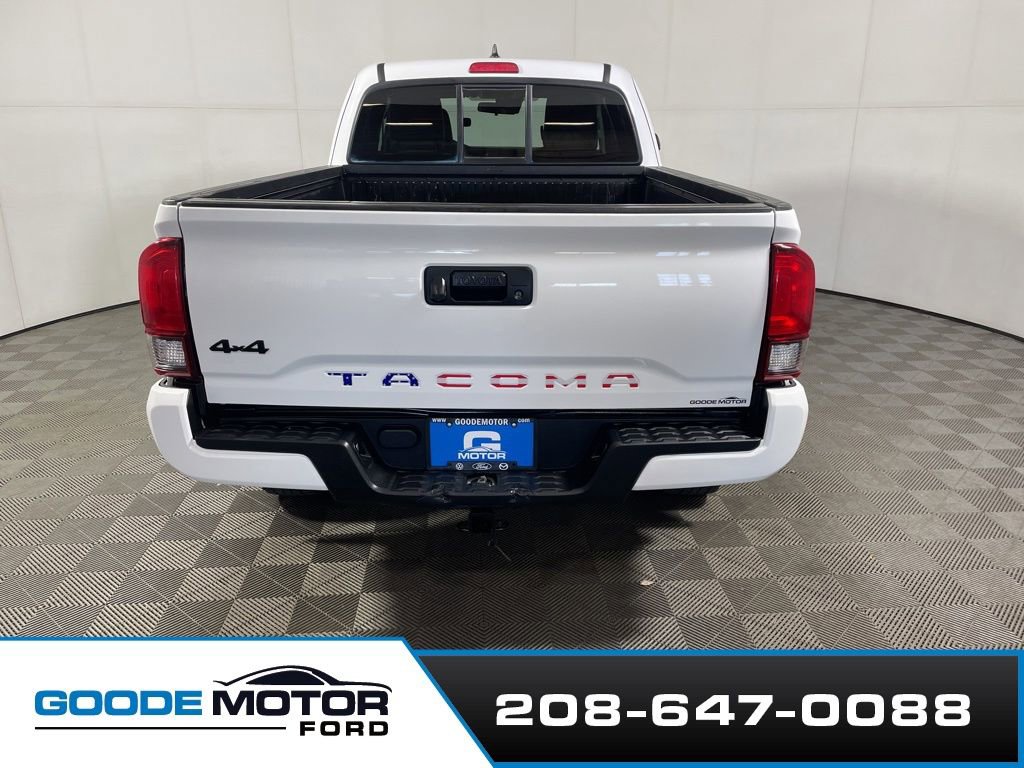 Used 2019 Toyota Tacoma SR w/ SX Package AWD/4WD image 7