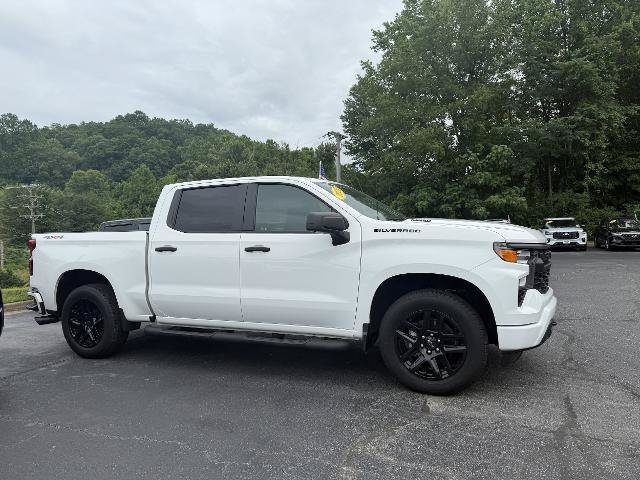 Used 2025 Chevrolet Silverado 1500 Custom w/ Rally Edition AWD/4WD image 4