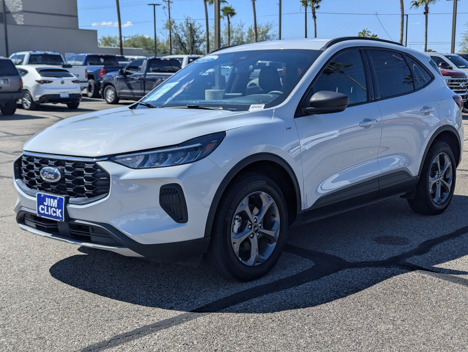 Certified 2025 Ford Escape ST-Line AWD/4WD image 5