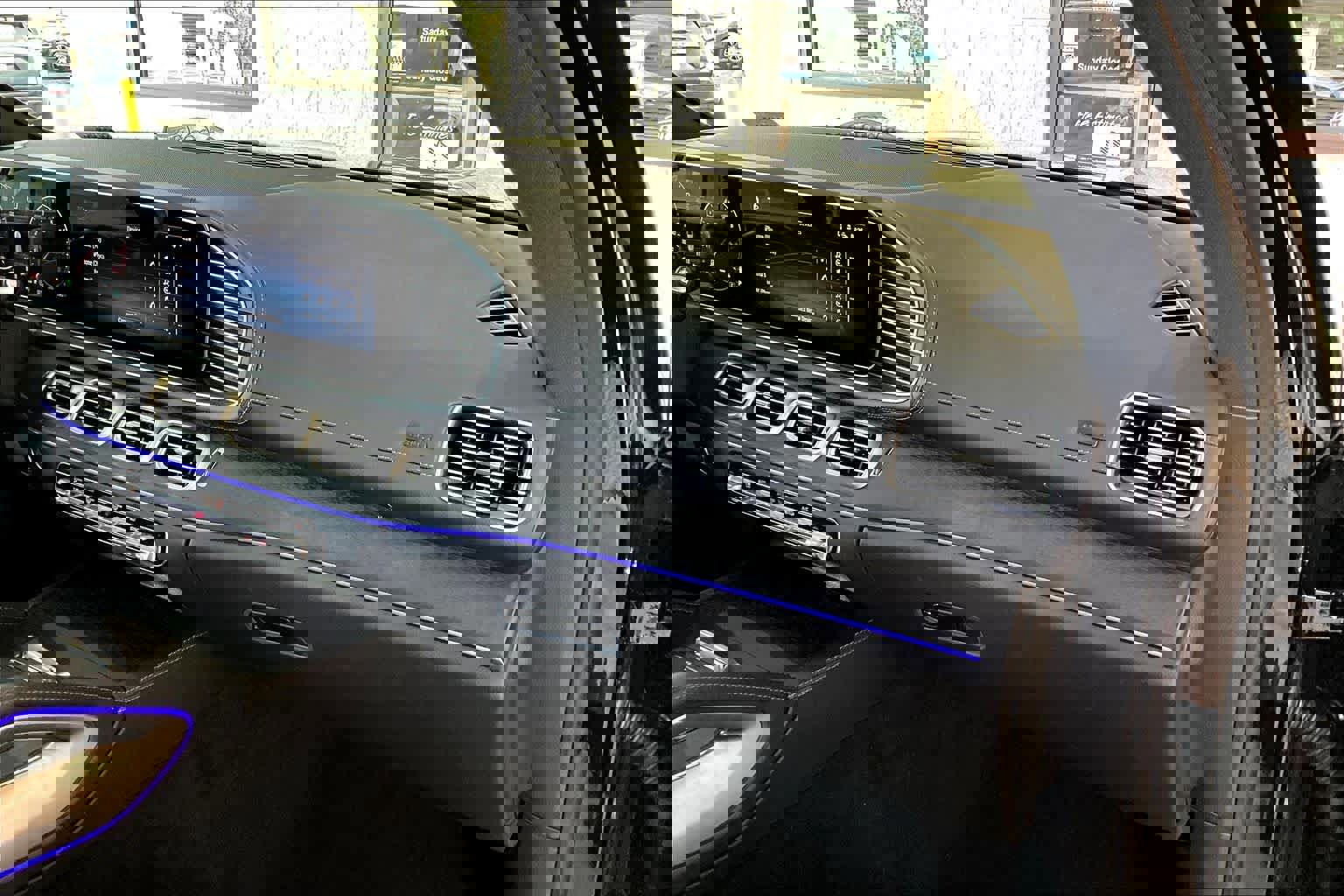 Used 2025 Mercedes-Benz GLS 450 4MATIC image 18