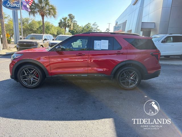 Certified 2025 Ford Explorer ST w/ Sun And Sound Package AWD/4WD image 5