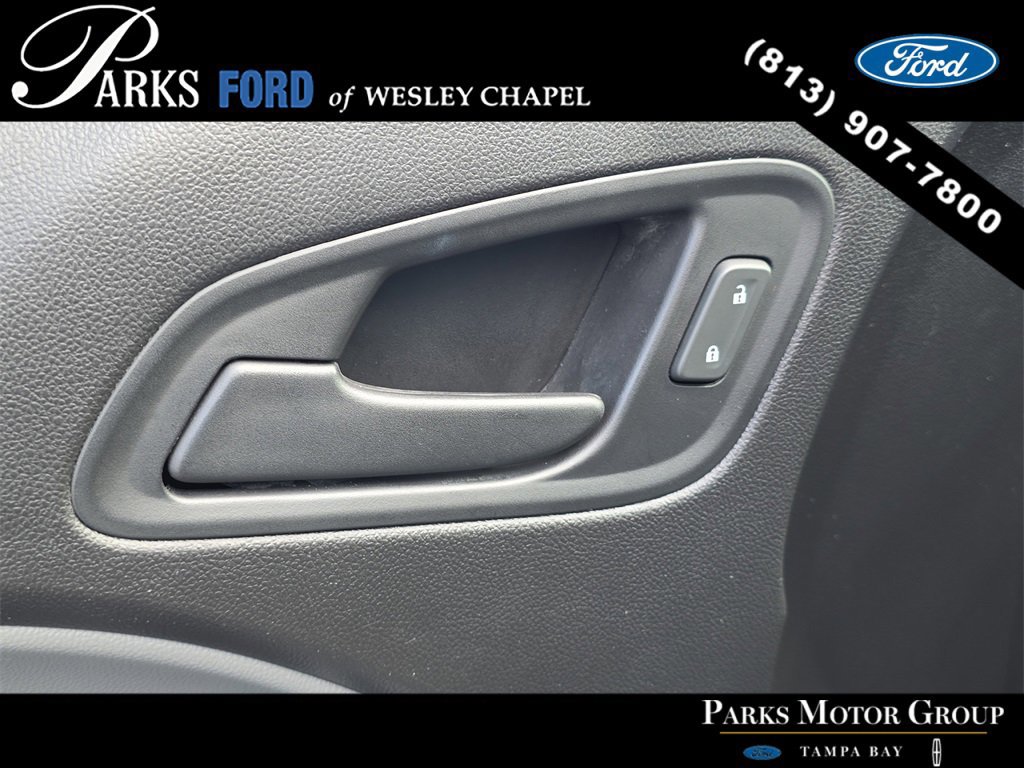 Used 2018 Chevrolet Colorado W/T w/ Custom Special Edition image 18