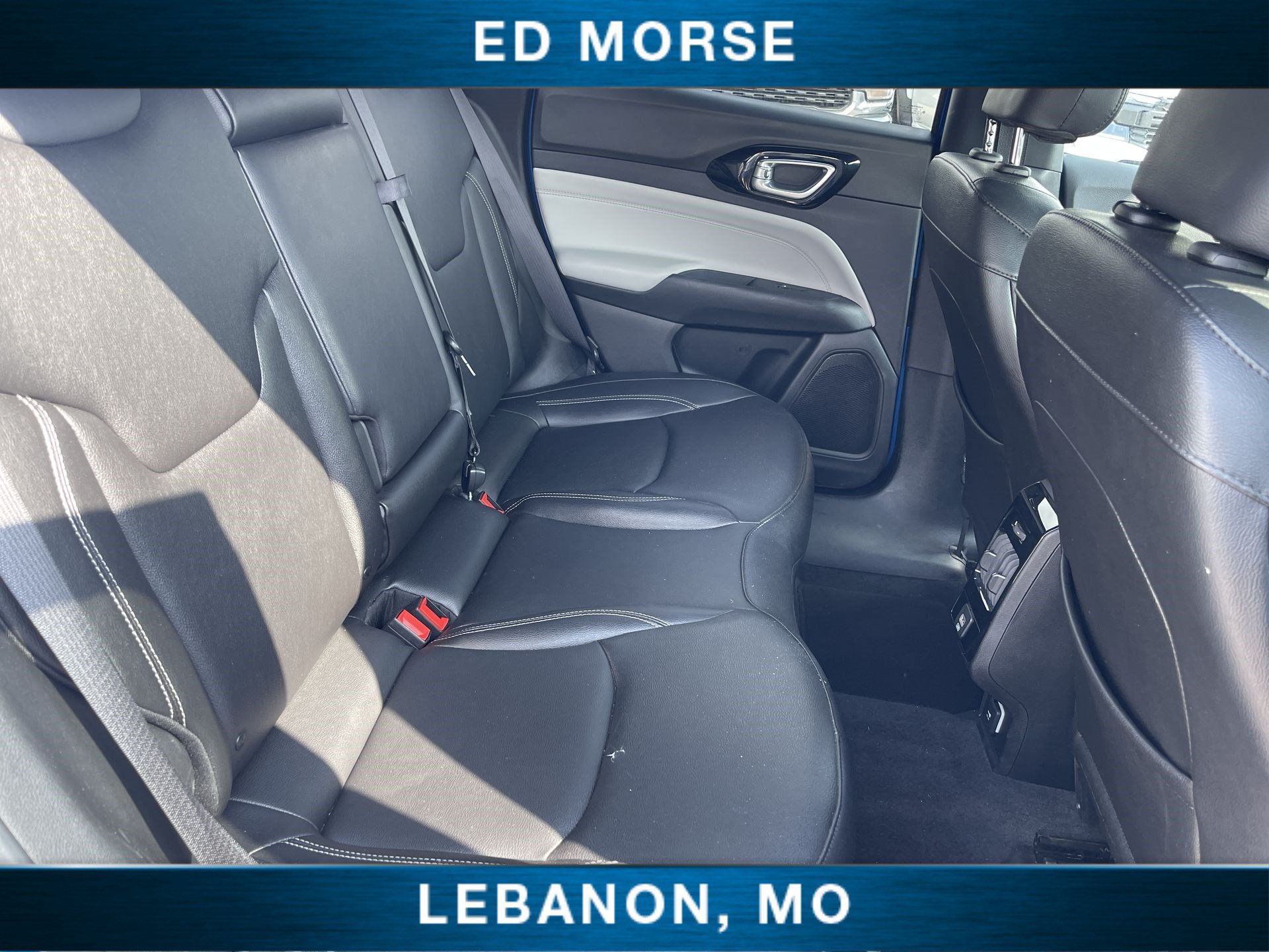 Used 2025 Jeep Compass Limited AWD/4WD image 26