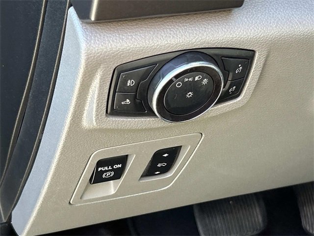 Certified 2019 Ford F150 XLT w/ Equipment Group 302A Luxury image 30