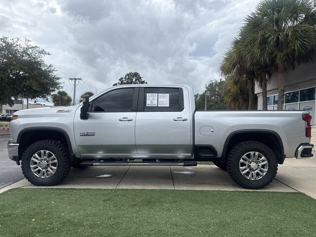Used 2021 Chevrolet Silverado 2500 LT w/ Texas Edition AWD/4WD image 2