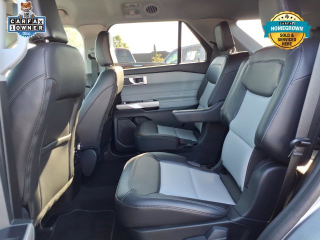 Certified 2024 Ford Explorer XLT w/ Equipment Group 202A AWD/4WD image 9