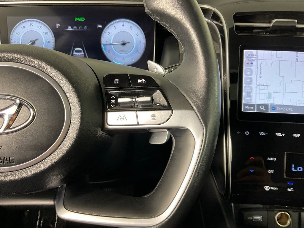 Used 2022 Hyundai Santa Cruz Limited image 25