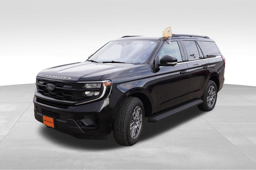 Certified 2025 Ford Expedition Active AWD/4WD image 11