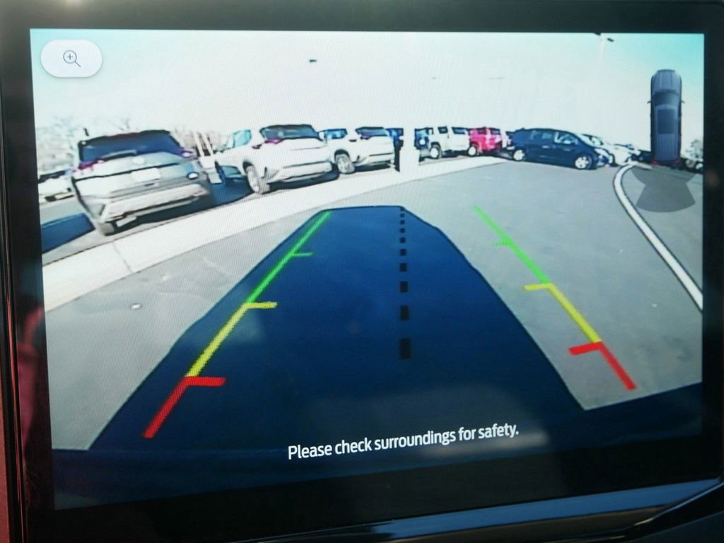 Certified 2024 Ford Expedition XLT image 24