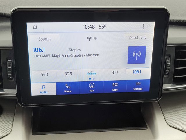 Certified 2022 Ford Explorer XLT w/ Equipment Group 202A image 19