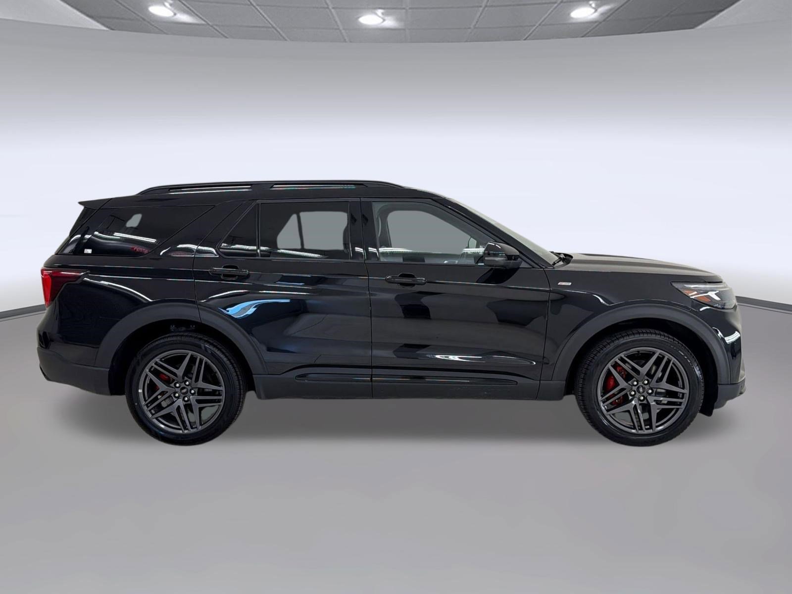 Certified 2025 Ford Explorer ST-Line w/ ST-Line Street Pack AWD/4WD image 8