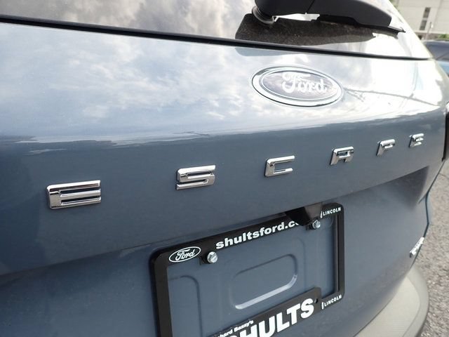 Certified 2024 Ford Escape Active AWD/4WD image 4