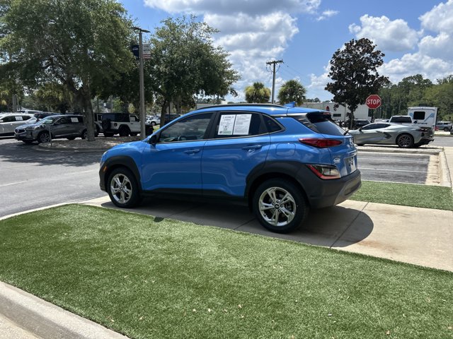 Used 2022 Hyundai Kona SEL w/ Cargo Package AWD/4WD image 10