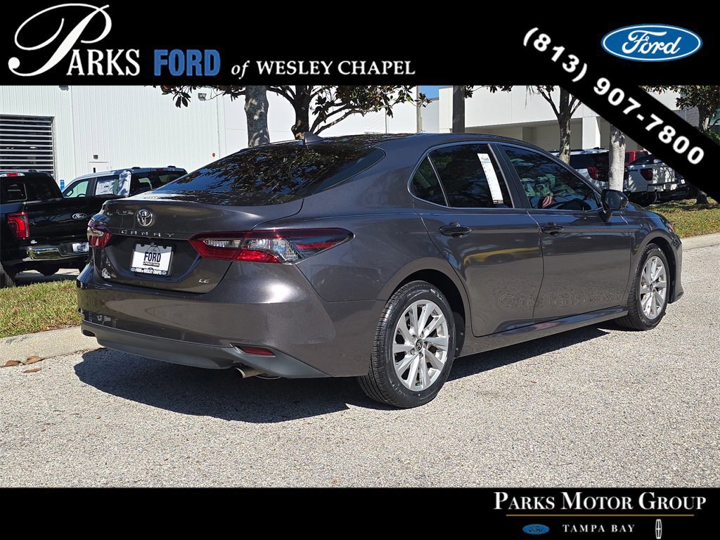 Used 2021 Toyota Camry LE image 4