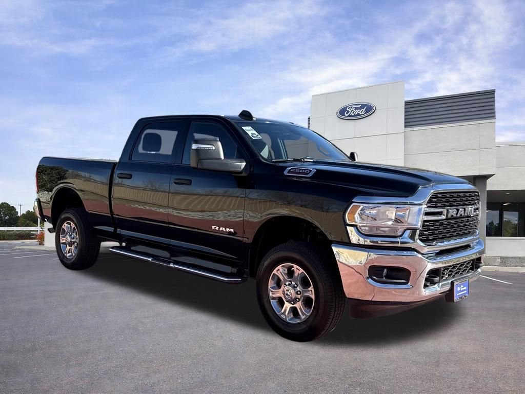 Used 2024 RAM 2500 Big Horn AWD/4WD image 1