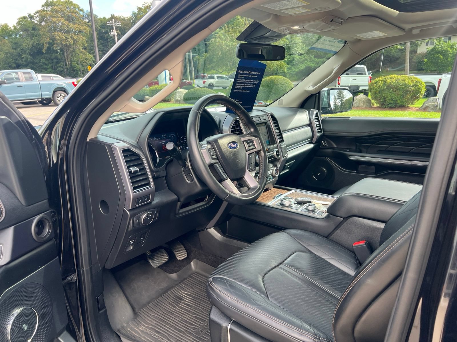 Certified 2019 Ford Expedition Platinum AWD/4WD image 26