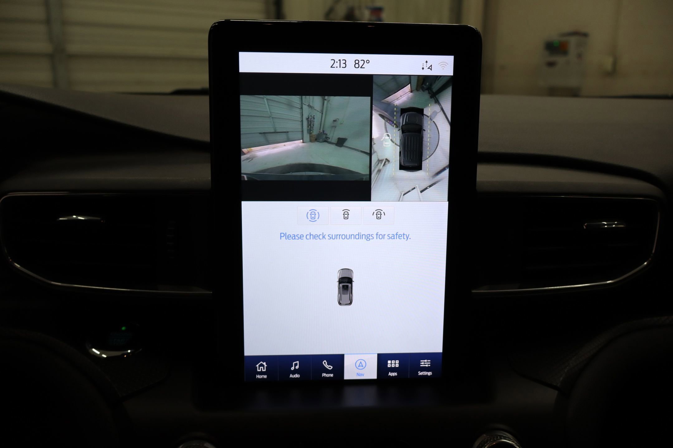 Certified 2020 Ford Explorer ST w/ Premium Technology Package image 29