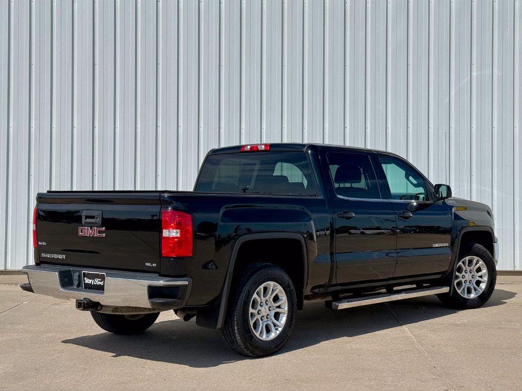 Used 2018 GMC Sierra 1500 SLE w/ Suspension Package, Off-Road AWD/4WD image 6